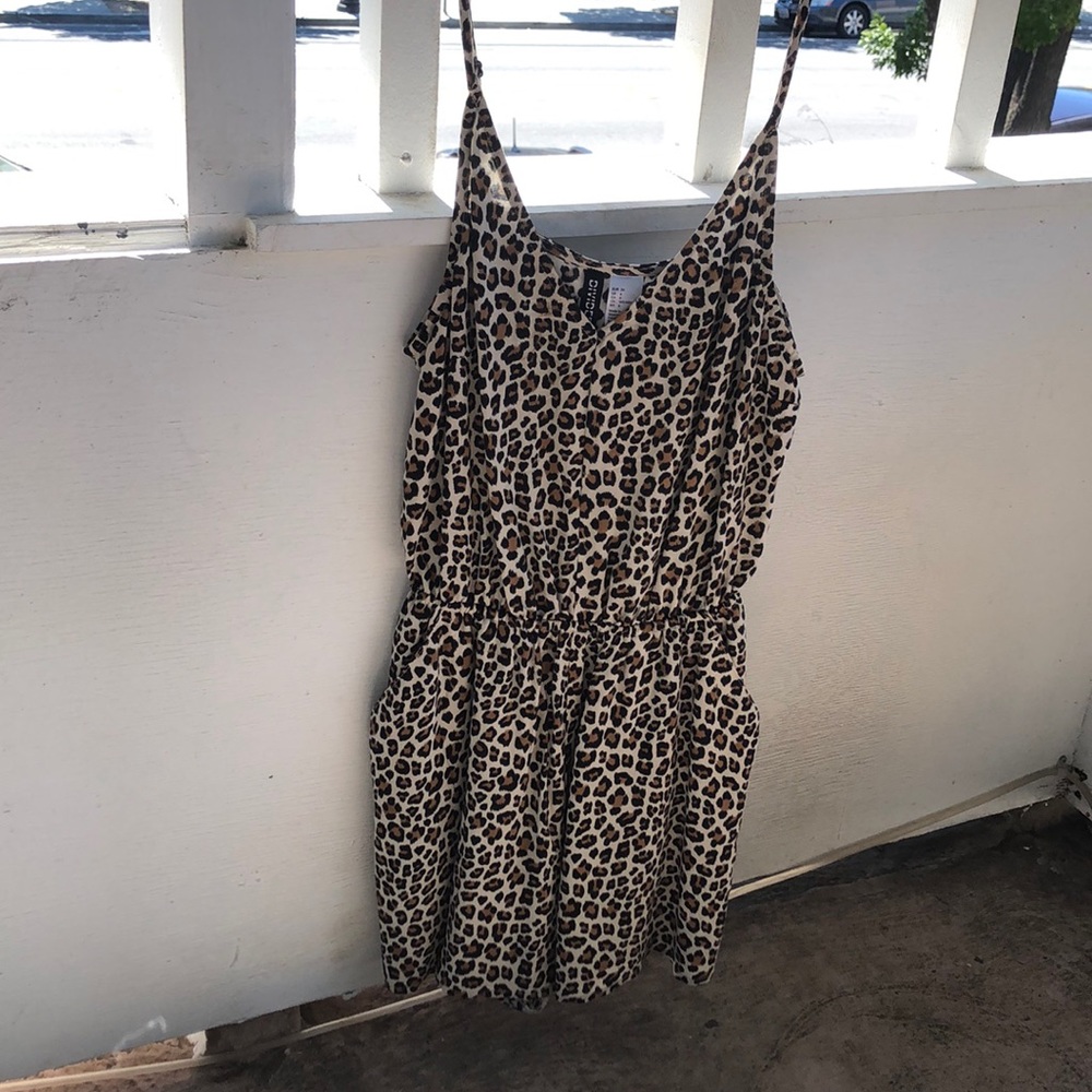 Cheetah Print H&M romper W/ POCKETS!